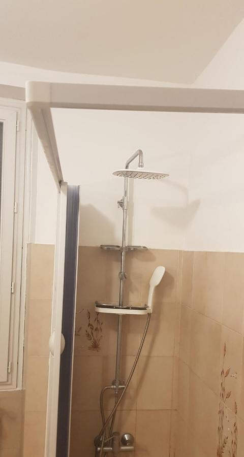 Bed And Breakfast Chez L'Habitant Marseille Luaran gambar