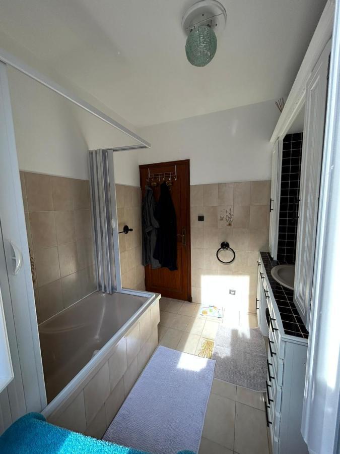 Bed And Breakfast Chez L'Habitant Marseille Luaran gambar