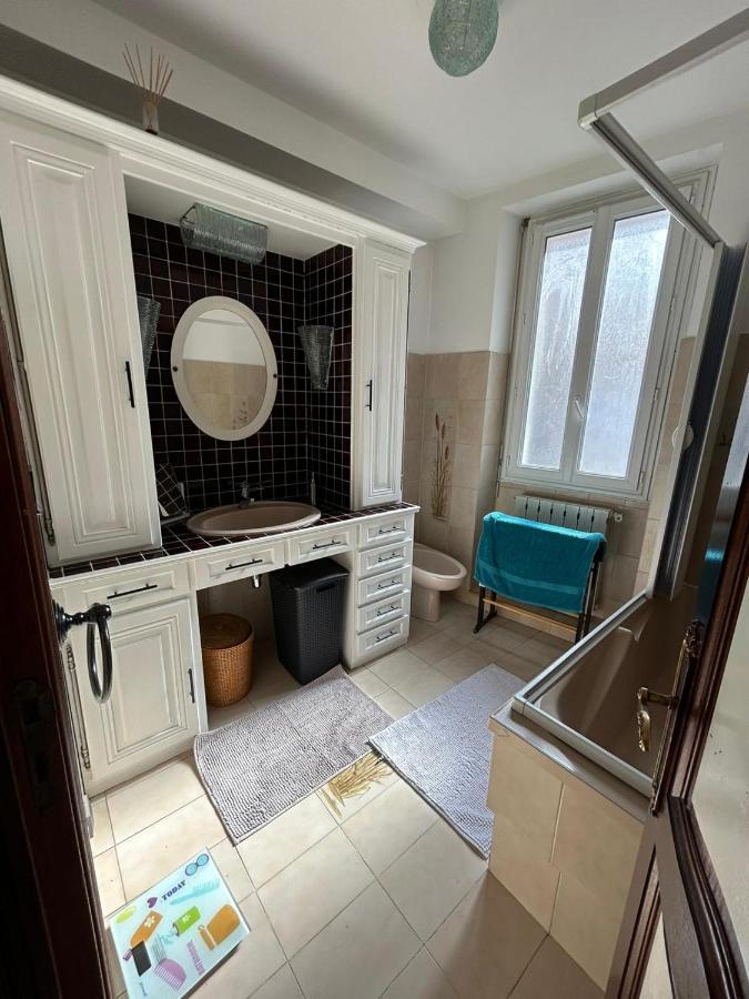 Bed And Breakfast Chez L'Habitant Marseille Luaran gambar